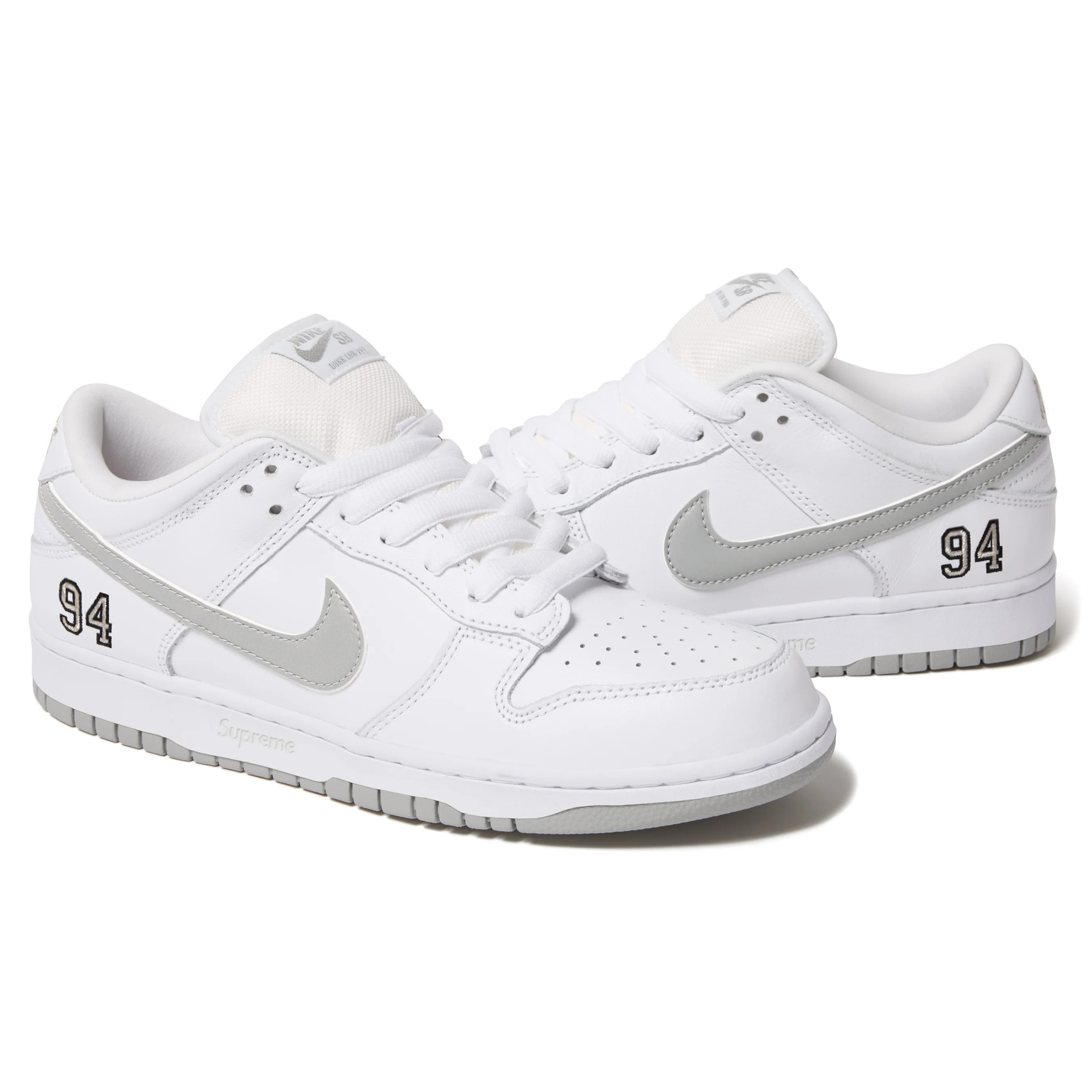 Supreme®/Nike® SB Dunk Low view 3